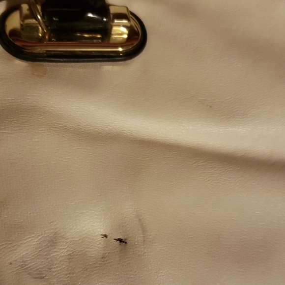Sale  3 for $40 Authentic Guess purse. - Picture 3 of 9